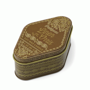 Ароматна соева свещ Падивакс в метална кутия "Станция" - Лен и ирис